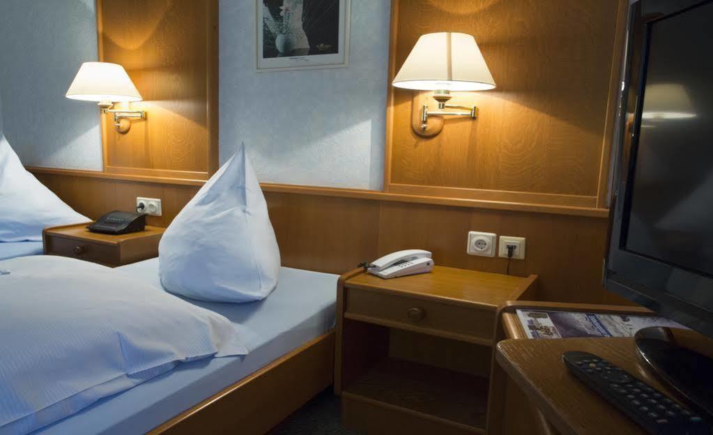 גאנדרקזי Akzent Hotel Thiemann מראה חיצוני תמונה